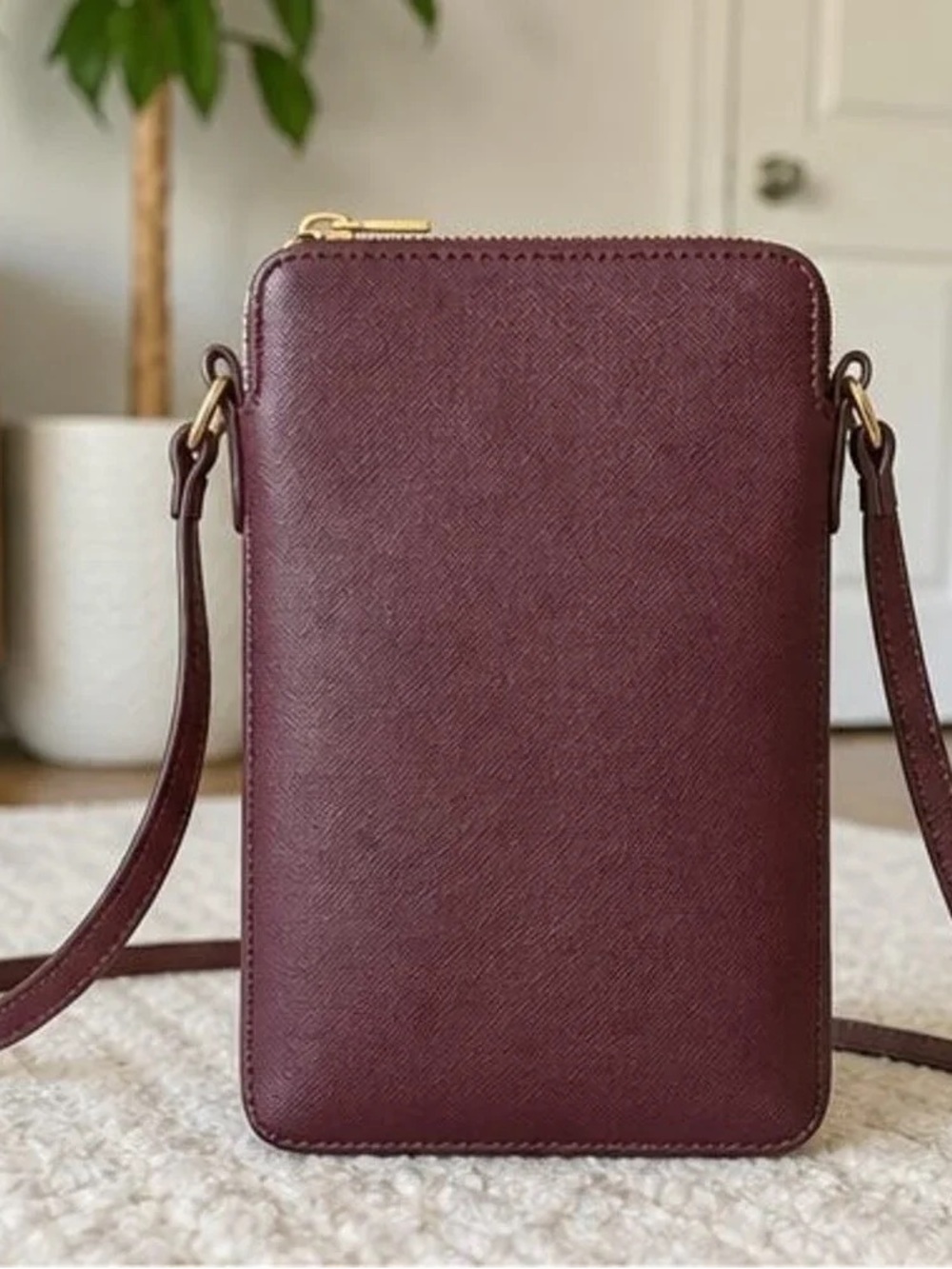 Compact Crossbody Phone Bag in Burgundy
